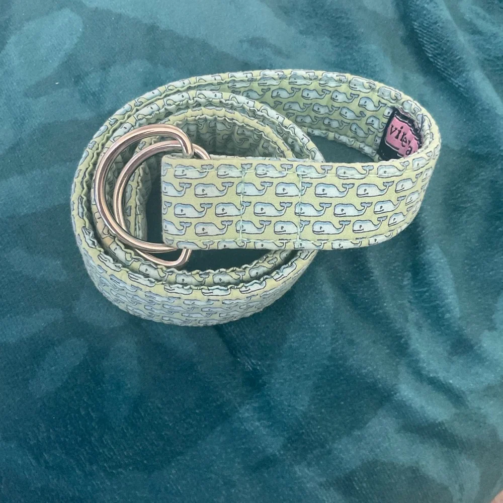 Vineyard Vines- Boys Whale Pattern D-Ring Belt, Green, M-28”